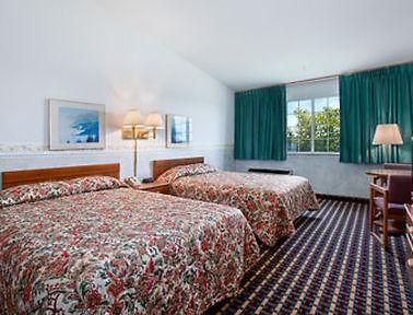 Traveler Inn Стерлинг Номер фото